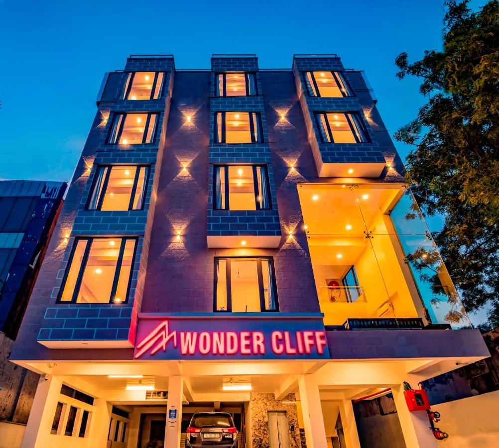 Hotel Wonder Cliff ウダイプル エクステリア 写真